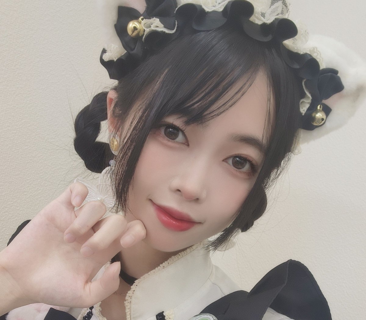 ri_ta_da_yo's tweet photo. 最近髪ながくなって
おろすの少し邪魔だったんだけど
この前のイベントでこの髪型できることがわかって神だったので
これからこっち主流にしたい🥹

16時からよろしくね〜〜！！ https://t.co/TVFehuqqsj
