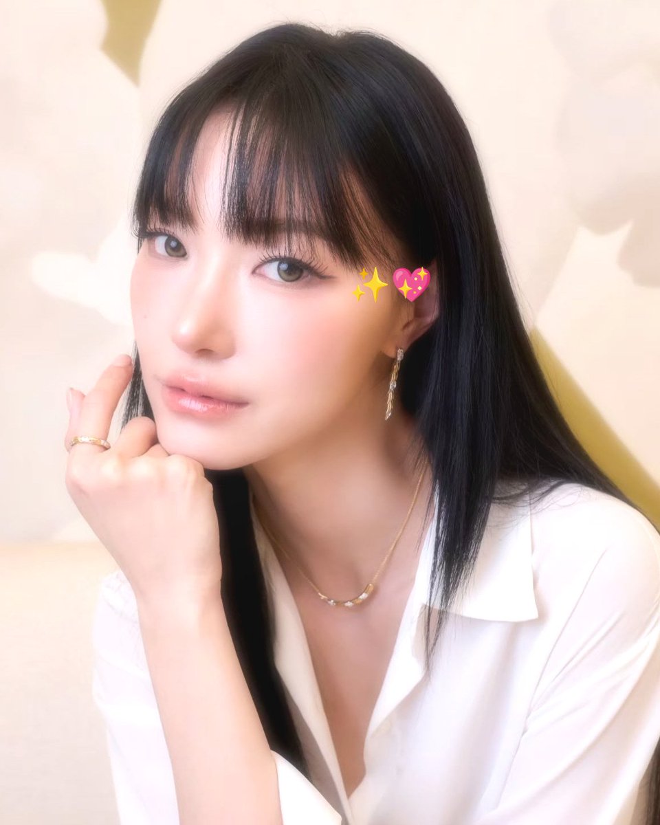 Pxpxixe's tweet photo. ออร่าCEOสาวจังอ่ะ ซร. แนวนี้มาได้เลย หนูรักพี่คนสวยที่สุด 😭 https://t.co/iKpbep2ner
