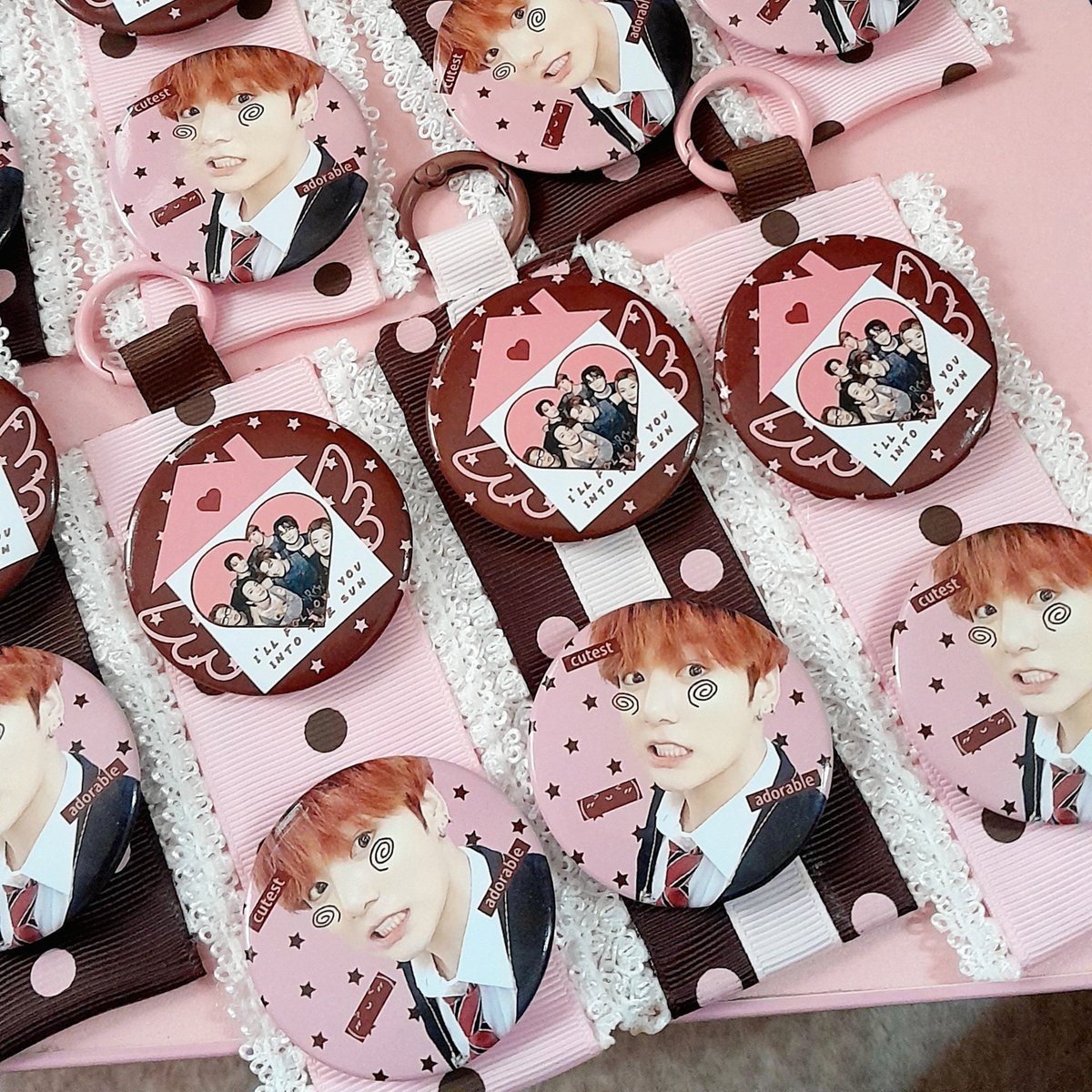 nyoncantik's tweet photo. SUKAA BGT GWAHH WALAU GAKK BEGITU RAPII WEBBINGNYAA😭✋️😭✋️😭✋️😭✋️😭✋️😭✋️😭✋️😭✋️✋️😭😭✋️😭✋️✋️bingung buat berapa pcs..krn gw takut ga abis😭😭😭😭😭 https://t.co/23sd7QEiK7