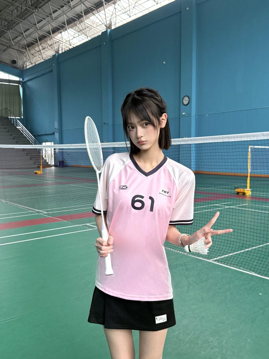 179S_V's tweet photo. 🏸 ⌯'ᵕ'⌯ 今天是运动Day！！
穿上新球衣打球更有动力了耶～

#广州 https://t.co/gt5CuQelen