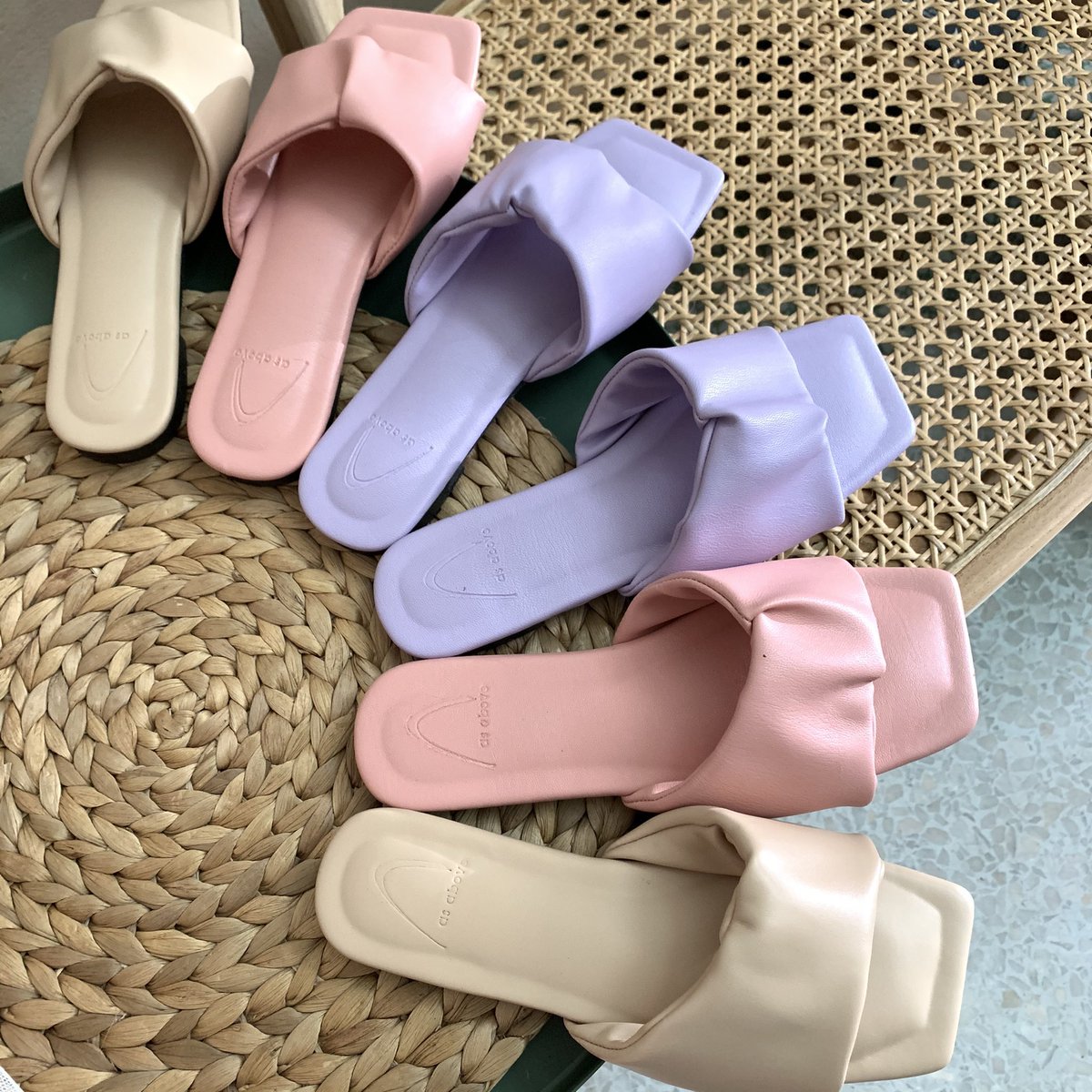 _ppeen's tweet photo. ส่งต่อ as above brand ไม่เคยใส่
Price : 390฿ ส่งฟรี (from690฿)
ลดได้นะคะ นัดรับ ซีคอนบางแค เดอะมอลล์บางแค mrt สายสีน้ำเงินทุกสถานี
#ส่งต่อasabovebrand #asabove #รองเท้ามือสอง #ส่งต่อรองเท้า #โล๊ะ #ส่งต่อเสื้อผ้ามือสอง #เสื้อผ้ามือสอง #ส่งต่อเสื้อผ้า #โล๊ะตู้เสื้อผ้า #รองเท้าแตะ https://t.co/zy4aUWGBsv