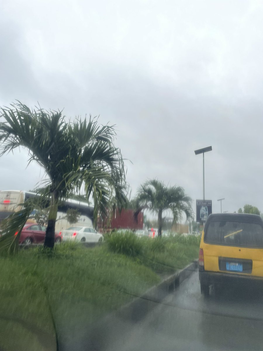 lollypeezle's tweet photo. Dear HR,

Lagos Culture choke today o. https://t.co/rRmTaiJu4D