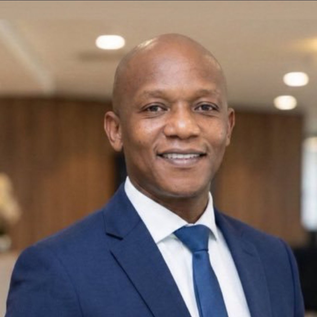 LeratoPillayZA's tweet photo. The Hangwani Maumela matter must never disappear. He must go answer at Madlanga Commission https://t.co/28uNwnDlpq