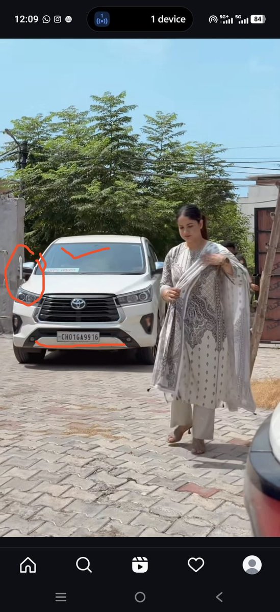 SukhpalKhaira's tweet photo. Will the Transport Minister Punjab clarify who authorized the use of Govt Innova car No CH01GA9916 to tainted @GayatriBishnoi_ so called @AamAadmiParty Observer from Rajasthan ? 

Are govt vehicles provided to make reels to such irresponsible @AAPPunjab people ? 

Isn’t this gross misuse of Punjab resources by the followers of @ArvindKejriwal  ? 

I’m surprised not a single AAP leader has clarified about the misuse of Minister houses by rejected leaders like @msisodia -Khaira 

@INCIndia @INCPunjab @IYC @IYCPunjab