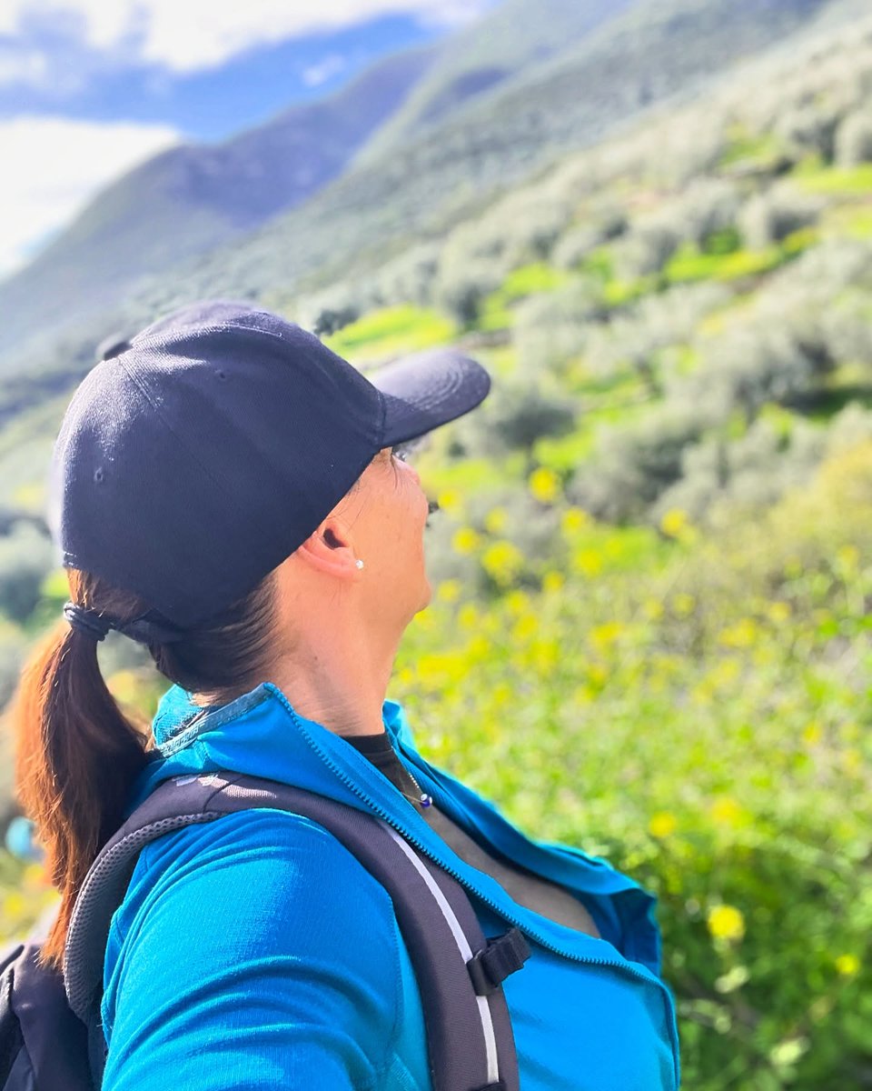 PiadasSousa's tweet photo. Every big dream starts with a small idea. Allow yourself to follow.. #bergliebe #hiking #wandern #mountains #peloponnese #outdoorlife #gooutsideandplay https://t.co/4N5HNjnPv4