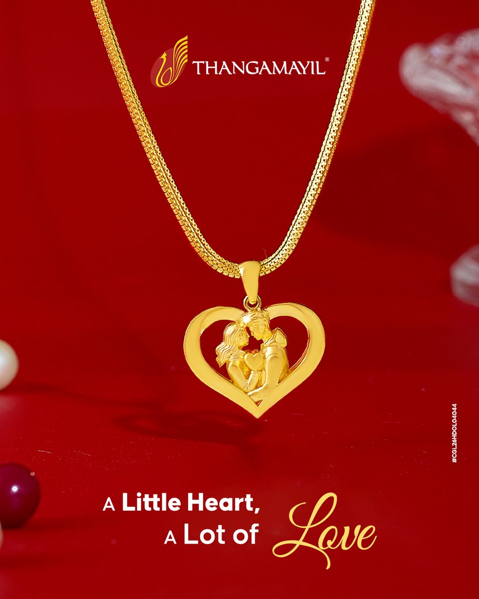 Thangamayilltd's tweet photo. A Little Heart, A Lot of Love.

Thangamayil Jewellery’s Dollar Collection brings together elegant gold designs that add a distinctive touch to your everyday and festive look.

Choose your favourite Dollar.

#ThangamayilJewellery #DollarCollection #GoldDollar https://t.co/cvkcTpIteX