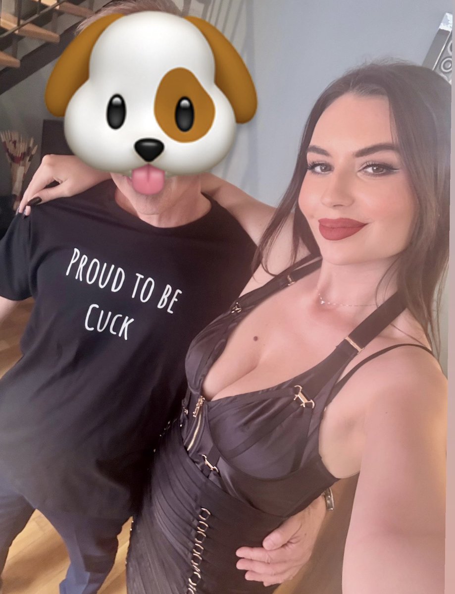 moneymissclaaa7's tweet photo. Celebrating 7 years of devotion and loyalty.
I wanted to fck his wallet, and I accidentally took his mind and his heart too.

We belong to something special, beyond find0m and humiliation, there’s a bit 🤏🏼of love. 💕 @BrAndo1302  you were born to worship me, forever. Now you know. 💁🏻‍♀️