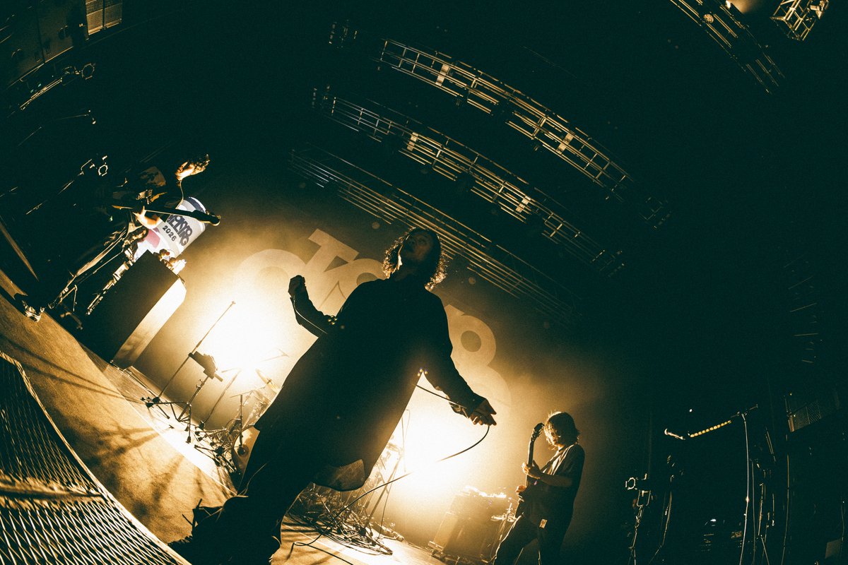 THEBACKHORNnews's tweet photo. ［LIVE PHOTO］

「TOKYO CALLING 2026」
2026.9.26 sat
at Zepp Shinjuku

Photo by @yusuke_mphoto
-------------------
▶︎NEXT LIVE
「Rockroshi Starry Music Festival 2026」
2026.10.10 sat
at 六呂師⾼原（福井県⼤野市）

#THEBACKHORN #バックホーン #バクホン #LIVEPHOTO https://t.co/5ctQa8uF57