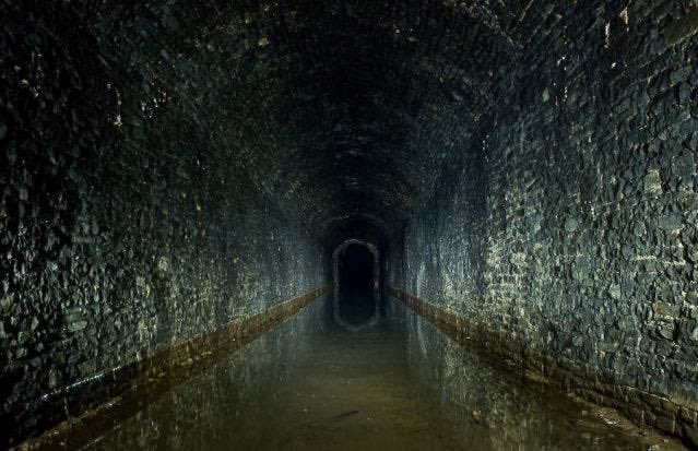 prettiestsick's tweet photo. @soohunniie mfs love saying “but there’s a light at the end of the tunnel” meanwhile this is the tunnel https://t.co/foxXyZOLVJ
