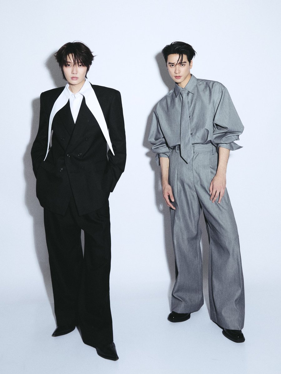Chamook1919's tweet photo. Let's do it 🛫🔥

#KengNamping 
#nampingster  #KengHarit 
#Schiaparelli #PFW @Schiaparelli https://t.co/XC5dqCbZsb