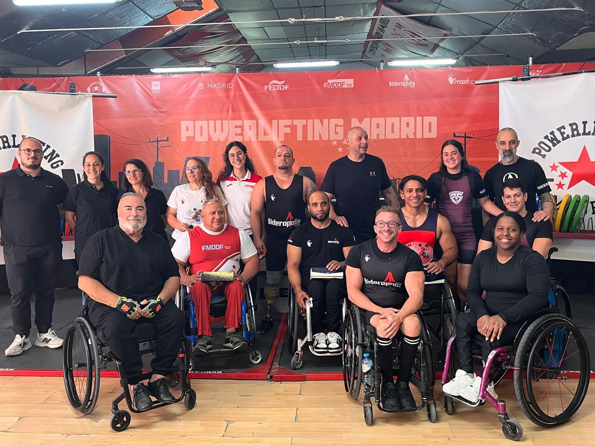 FMDDF's tweet photo. 👏🏻 Concluimos la V Copa de powerlifting de Madrid organizada en colaboración con el club @sideropolisclub 🔝 

¡𝑬𝒏𝒉𝒐𝒓𝒂𝒃𝒖𝒆𝒏𝒂 𝒂 𝒕𝒐𝒅𝒐𝒔 𝒍𝒐𝒔 𝒑𝒂𝒓𝒕𝒊𝒄𝒊𝒑𝒂𝒏𝒕𝒆𝒔! 

Toda la información actualizada en nuestra página web 📲 

#SomosFMDDF | @deportecmadrid | https://t.co/6M0yWRbHuN