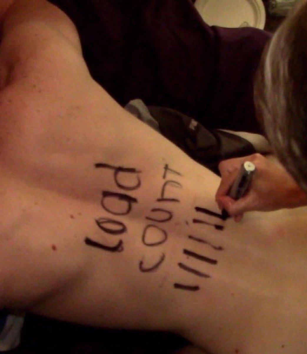 rainstormblue's tweet photo. friends all signed my back i thought it looked kinda tough https://t.co/TXi4bt4DSN