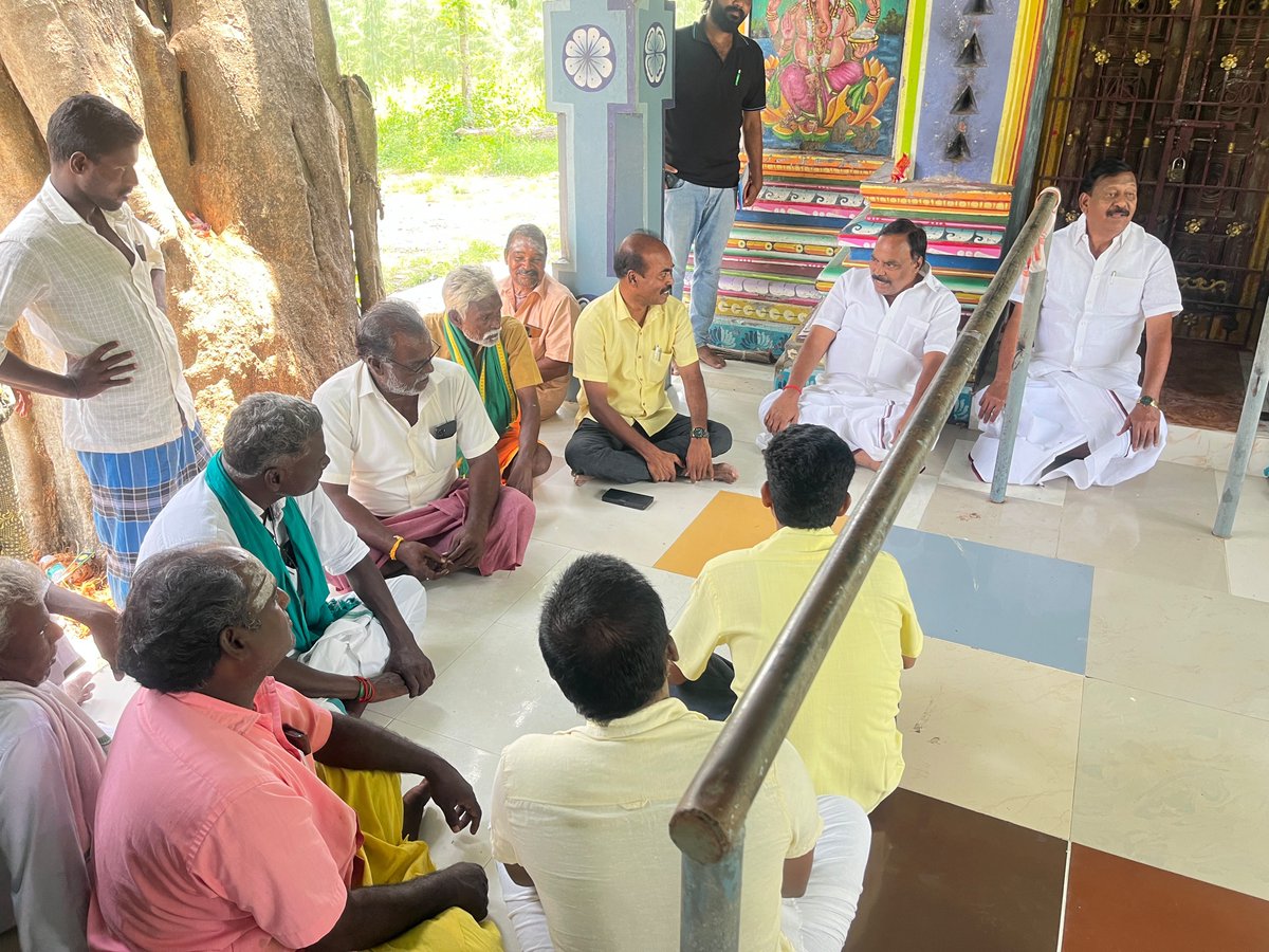 SUDHARSANAM_S's tweet photo. #மதுராந்தகம் சட்டமன்றத் தொகுதி இடைத்தேர்தலில் களம் காணும்

தி.மு.கழகத்தின் வெற்றி வேட்பாளர் திரு இ.பரந்தாமன் அவர்களுக்கு ஆதரவளிக்க வேண்டி,

கிளியா நகர்  ஊராட்சியில் மாற்றுக் கட்சித் தோழர்களிடம்  வாக்கு சேகரித்தோம். 

நிகழ்வில், தலைமை செயற்குழு உறுப்பினர் திரு.டி.ஜெ.கோவிந்தராஜன் Ex.MLA., அவர்கள்.

#Vote4DMK

@mkstalin @udhaystalin