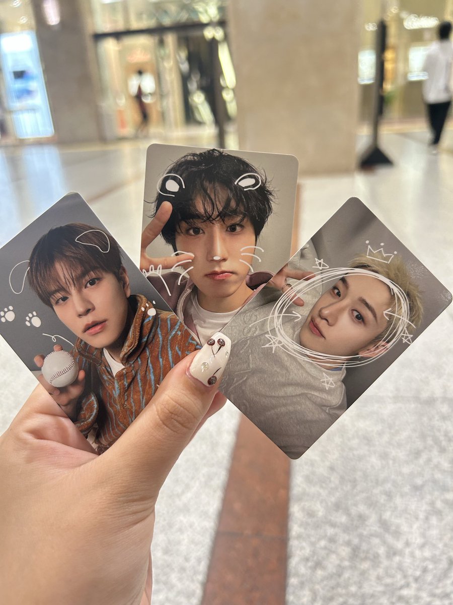 sakucha_319's tweet photo. straykids スキズ 交換 RUN IT JAPAN ポップアップ POPUP 

フェイスキーリング
譲▶︎ハン×2・スンミン
求▶︎フィリックス・アイエン

購入特典カード
譲▶︎バンチャン・ハン・スンミン
求▶︎ヒョンジン・アイエン

郵送希望・本日梅田にて交換可能
お気軽にお声掛けください https://t.co/Pn8QJXl381