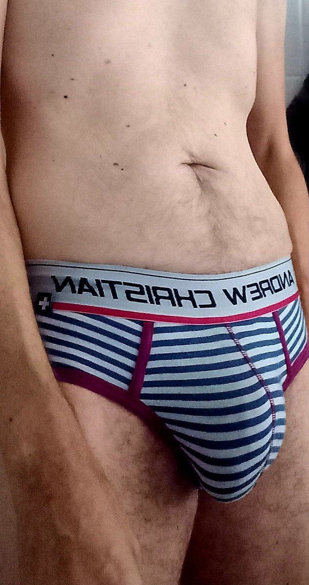 anonbulge's tweet photo. Bulge 11 #bulge #ratemybulge https://t.co/gMNZ3mkZHA