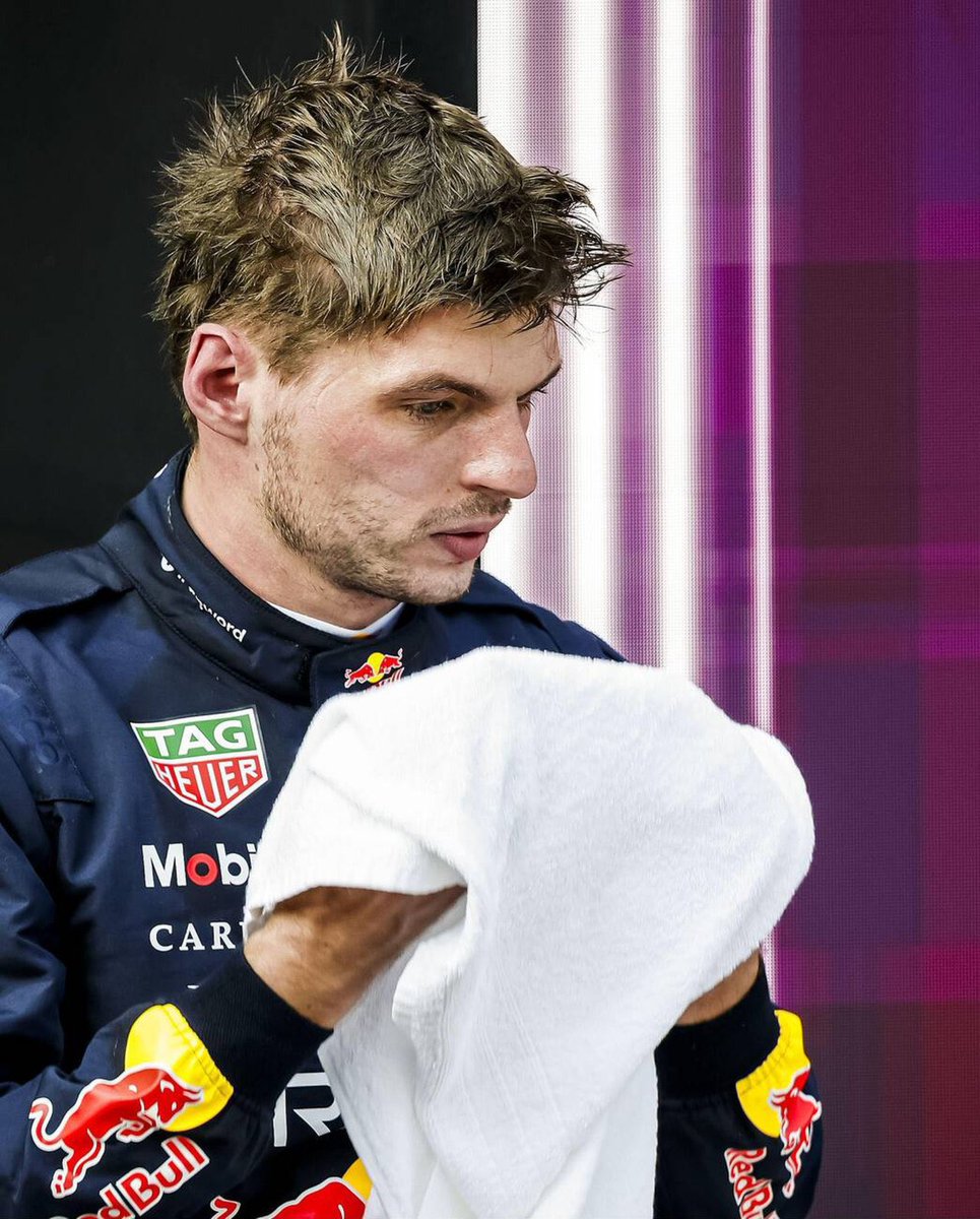 p1npaddock33's tweet photo. Max, what happened? https://t.co/QGYY133BTg