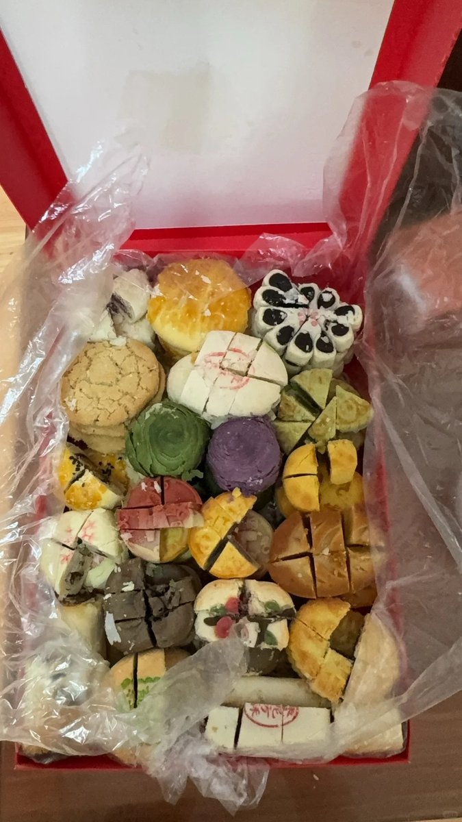 she_epo's tweet photo. 中式“杀糕局”😏 https://t.co/zwzYq8VLGo