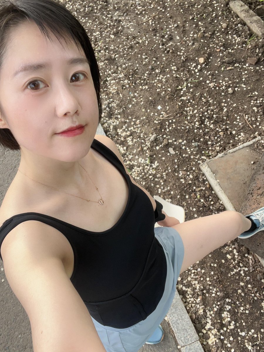 janavypp's tweet photo. 我也许是到年纪了吧，欲望变大了，性格变开放了，排卵期感觉自己烧烧的 https://t.co/0n9NfIRGFg