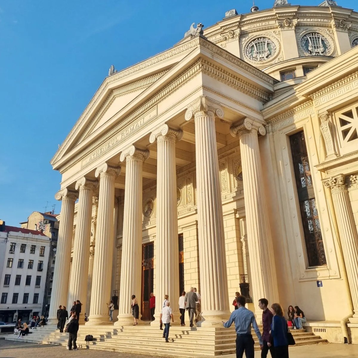 clank12345's tweet photo. Bucarest! ! 🌞🏛️🇷🇴.... #bucarest #bucharest #bucuresti #bucurești #discoverbucharest #buchareststreets #romania #romania🇹🇩 #romaniamagica #romaniatravel #visitromania #rumania #rumania🇷🇴 #travelphotography #beautifuldestinations #streetphotography https://t.co/MITbUouf6Y