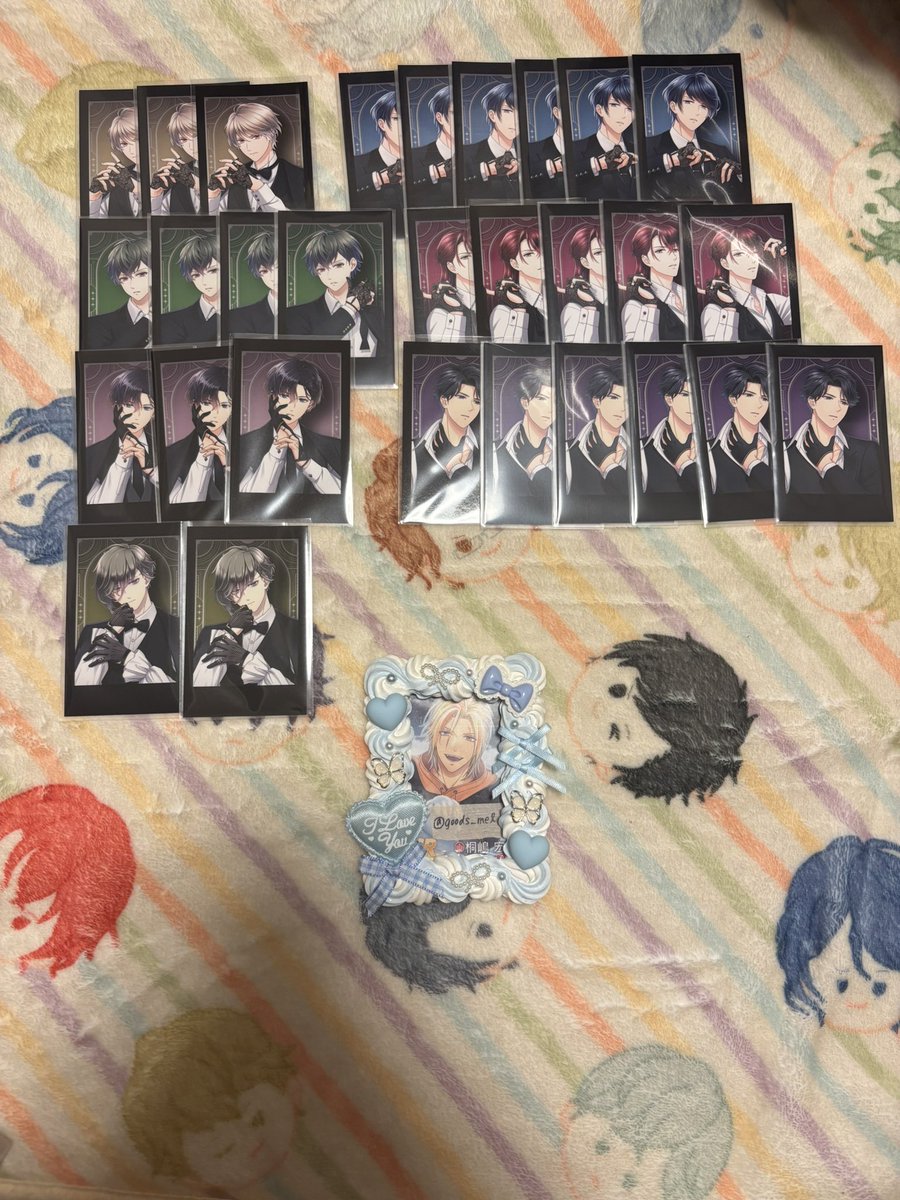 goods_mel's tweet photo. 【交換】スタマイ アニバ フォトカ クリカ N レア 

譲)関　青山〇  夏目*  渡部*  今大路　服部　朝霧*   荒木田　菅野*  京介*  大谷　九条*  宮瀬　新堂〇  早乙女〇　宝生*

求)HBフォトカR>缶バッジ(2:1)>フォトカN

Rには複数提供可
*同数含む取引希望
〇1:1可
缶バ差額気にならない方

郵送2〜 https://t.co/8EanBc37Bu