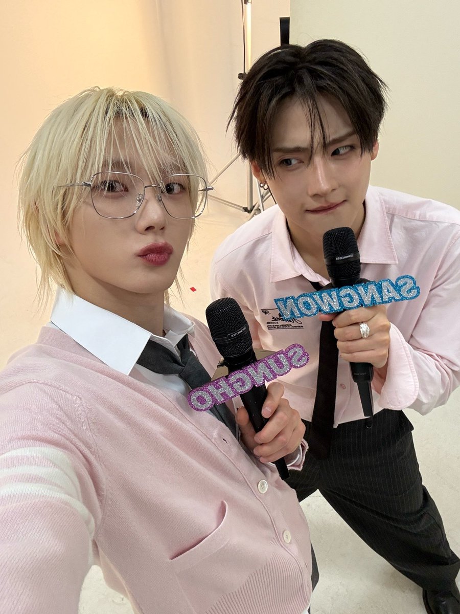 oparksungho's tweet photo. Sangwon and I are finally starting our MC journey together! From this Saturday on, we’ll be meeting you every week on Show! Music Core. I’m already looking forward to all the fun Saturdays we’ll share, so make sure to tune in! https://t.co/CWFGSkLKQo
