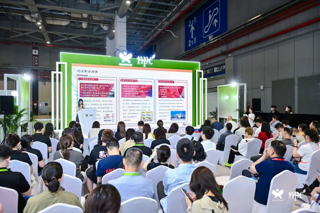 prex_8082ix's tweet photo. [When visiting the medical exhibition, seeing the dazzling diet products, I feel a bit puzzled]， https://t.co/nd20dcLIuc