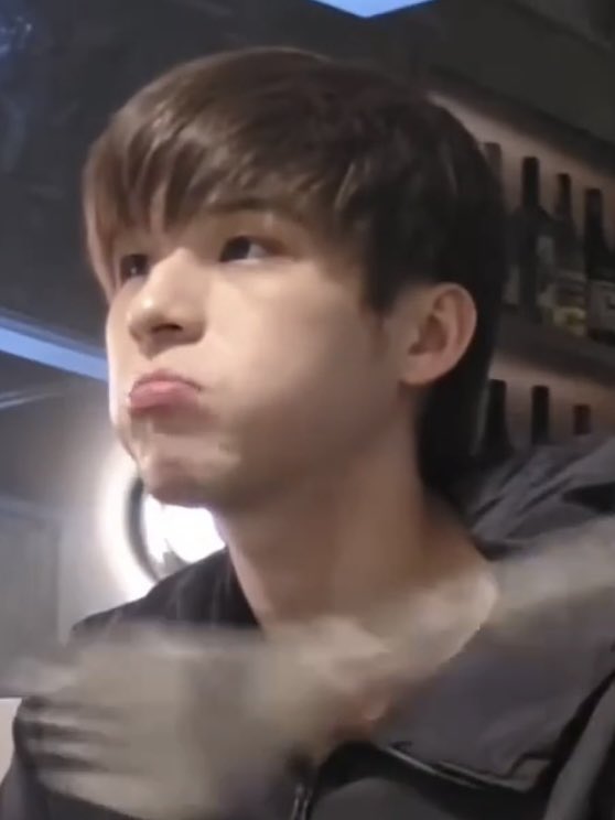 bellodyy21's tweet photo. คิกคิกชิ้นสุดท้ายเป็นของกุ

จะกินจิงจิงหรอให้เค้าไม่ได้หรอ🥺 https://t.co/FQZoyXRv9S