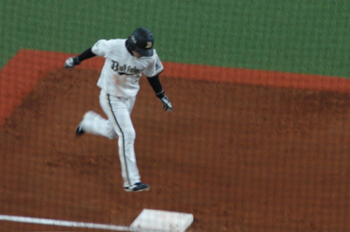 haruchan_o7's tweet photo. 今シーズンも全力プレーの遼人くんをたくさん直接応援できて幸せいっぱいでした。
現地で会ってくれた子たち、ランダム交換してくれた方々ありがとうございました😭
オフシ、来シもどうぞよろしくお願いします🥺🙏🏻

#渡部遼人 #オリ姫 #オリックス #オリ姫と繋がりたい https://t.co/JpssvaQ2Ex