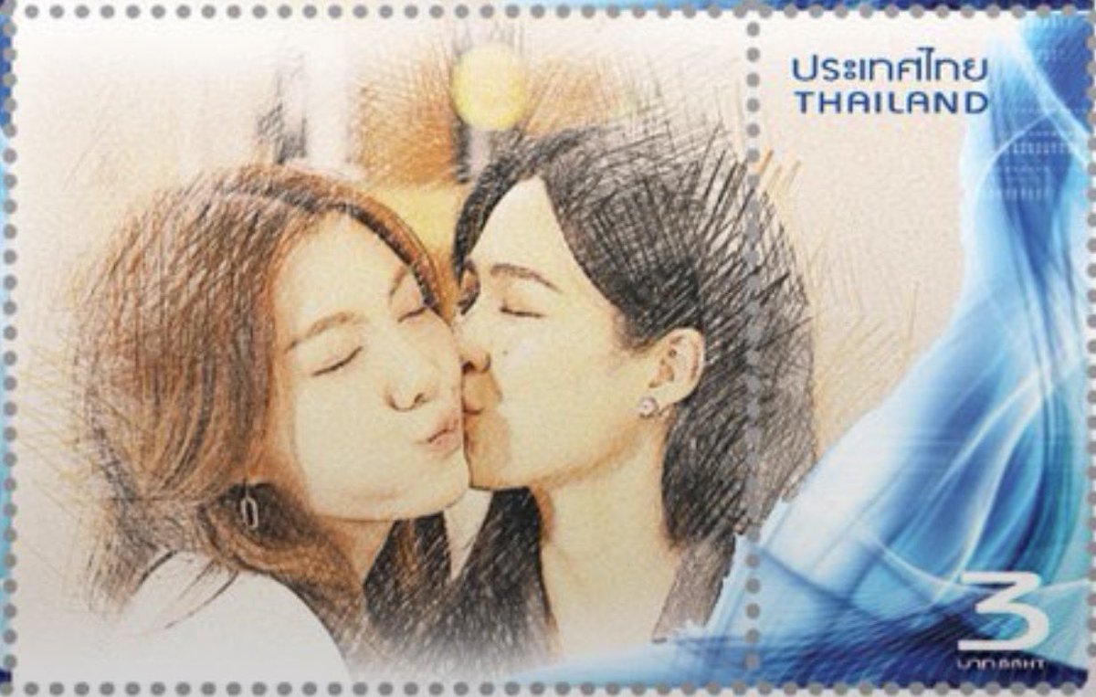 Srpssl's tweet photo. หลิงออมจุ๊บกันกลางประเทศไทย 55555 เริ่ด ! https://t.co/6wz4R6TfQS