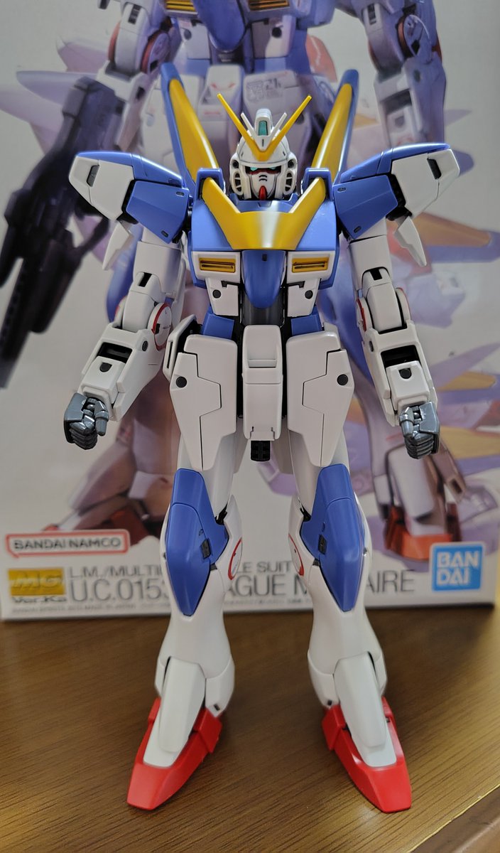 wizardkei's tweet photo. V2の本体が出来ました。後は、ビームライフル。
#ガンプラ https://t.co/3hNgnxF1A0