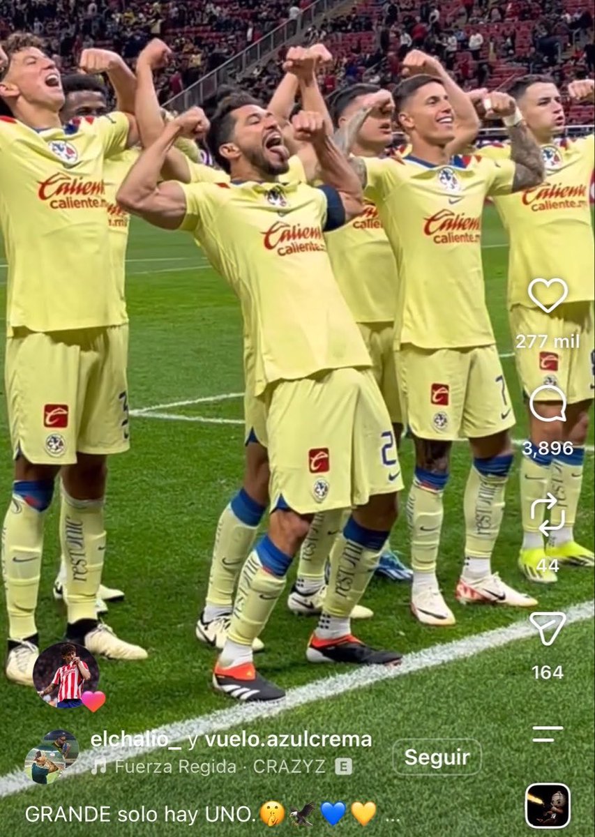 ChiboVicc's tweet photo. @BetoSiordiaP @Fidelsnap Como planeas que se defienda al pinche Santi de esto? Jajaja 
Que le vaya al america da igual pero Nmms todos sabemos el contexto de esa foto y a un aficionado de verdad le calá culer��simo ese partido😔 https://t.co/FDHRavYSQl