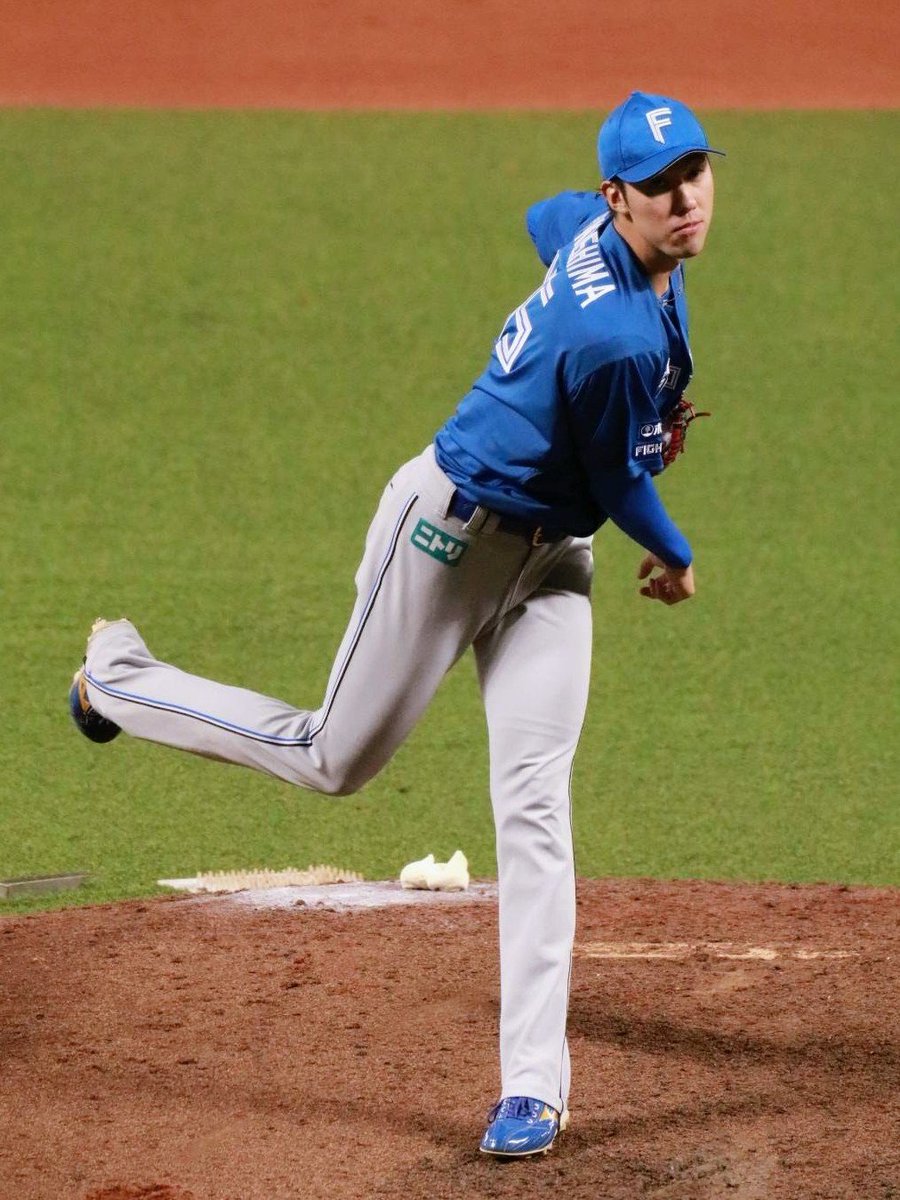 nschiyan's tweet photo. 142/143試合目 2026.9.28
先発は福島くん 

昨日カトさんが特例抹消で急遽福島くん先発&amp;ブルペンデ－

これ以上感染が広がりませんように🙏 

私のレギュラーシーズン最後の現地観戦…全力応援してきます👊

おNEWの福島くんユニ持ってくればよかったな～💦
#lovefighters https://t.co/SecTV1iiCm