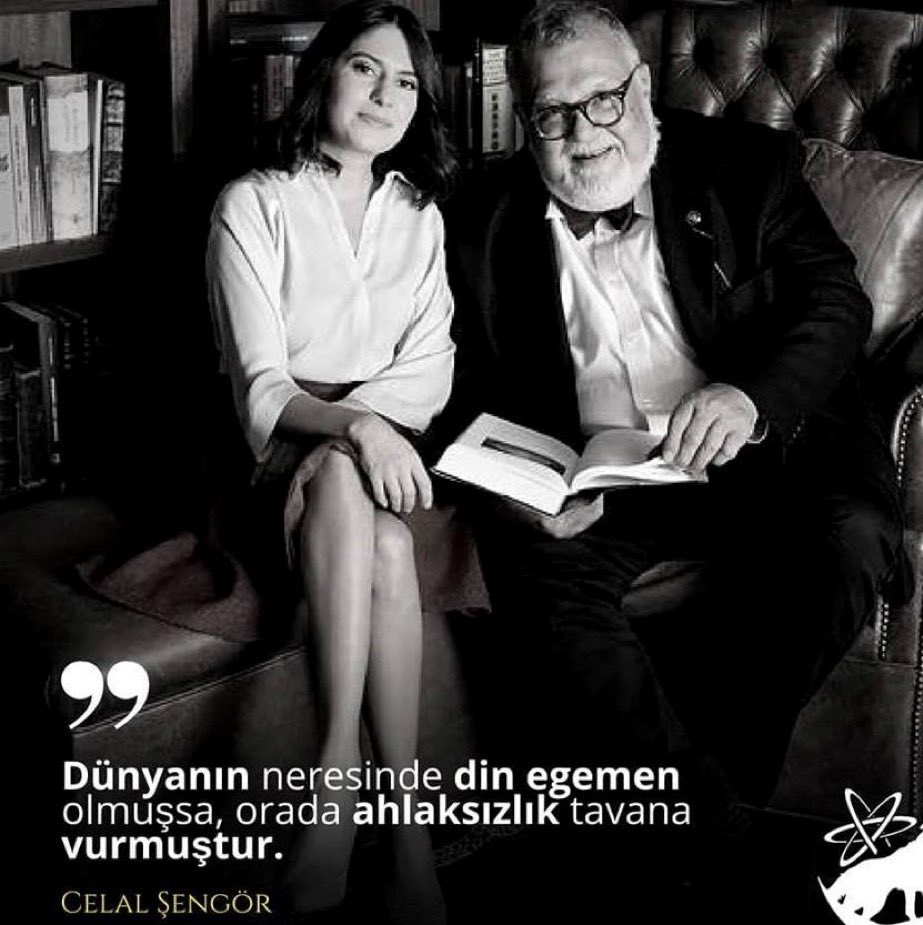 ProspectAteolog's tweet photo. “Dünyanın neresinde din egemen olmuşsa, orada ahlaksızlık tavana vurmuştur.”

Prof. Dr. Celal Şengör’ün bu görüşü hakkında siz ne düşünüyorsunuz? 🤔 https://t.co/jRcwlqSDnI