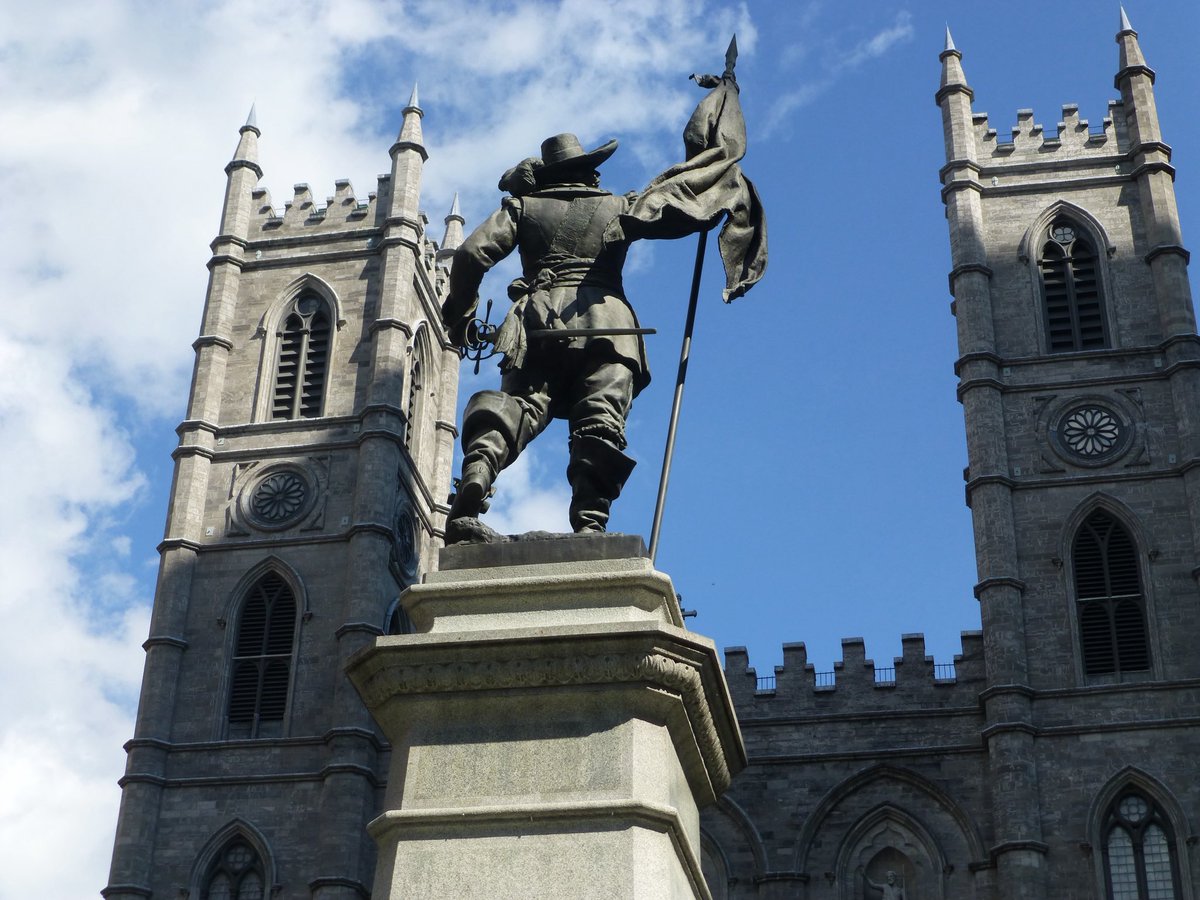 TravelMark1942's tweet photo. 📸 Notre-Dame Basilica in Montréal is impressive enough on its own, but the statue of founder Paul de Chomedey de Maisonneuve adds a powerful connection to the city's origins. A must-see in Old Montréal. ⛪🇨🇦 #TravelMark #Montreal #Canada https://t.co/DiTCc4tCTu
