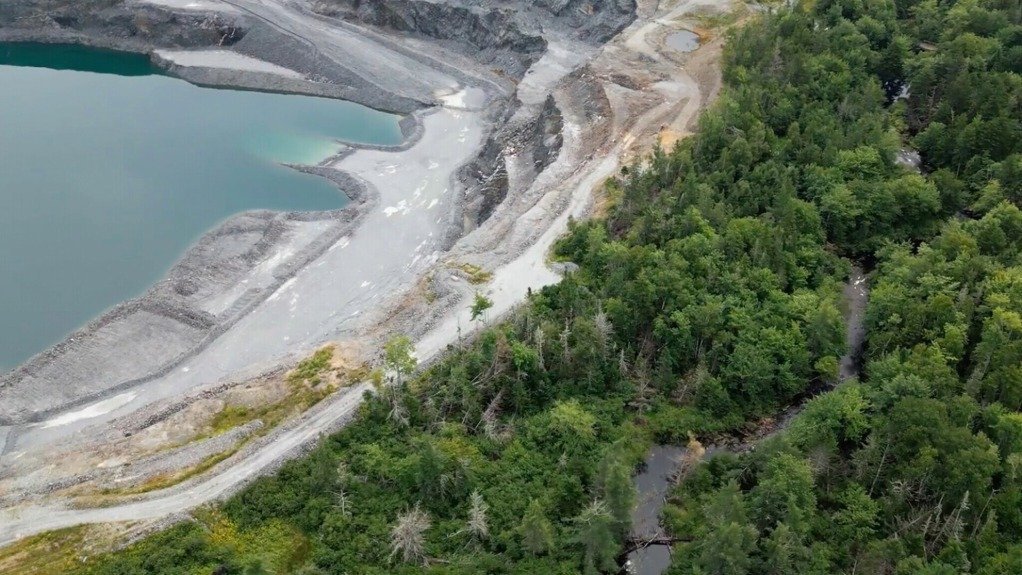 MiningWeeklyCA's tweet photo. St Barbara finds better economics, higher output at same capital cost for 15-Mile https://t.co/yKuZ92jAFJ https://t.co/vD0jslSNCJ