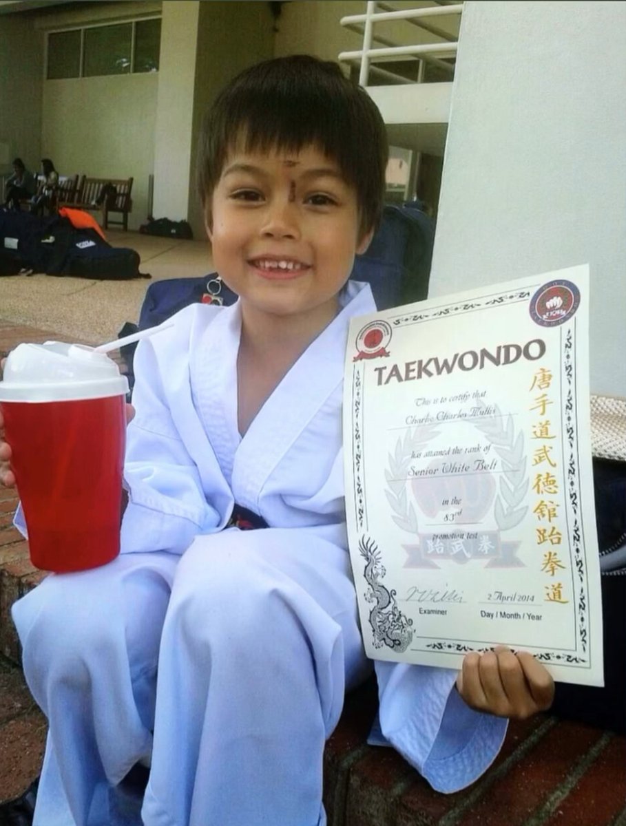woolielle's tweet photo. he was such a cute kid omg ♡ 
#CHARLIE #SMTR25 https://t.co/i1z5DdxGH5