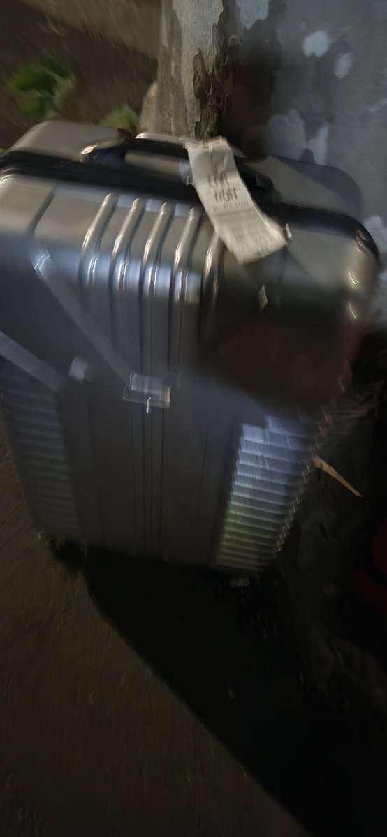 Cycle77lon's tweet photo. @qatarairways looks like one for your passengers  suitcase has been dumped in North London or was it stolen? https://t.co/6zeUbfcDm0
