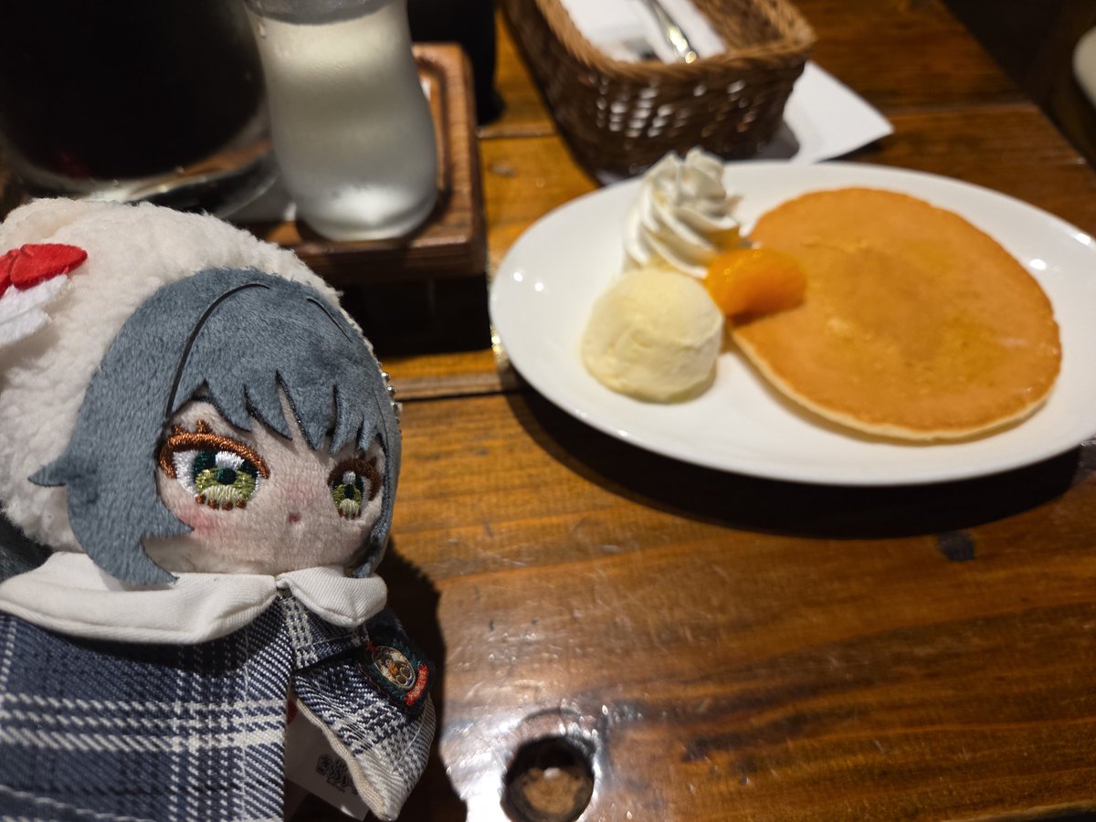 Liz_ILS's tweet photo. 喫茶OBさんへ
相変わらずデカくて安心
#初星学園ぬいぬい部 https://t.co/TUF8Nyd7Hr