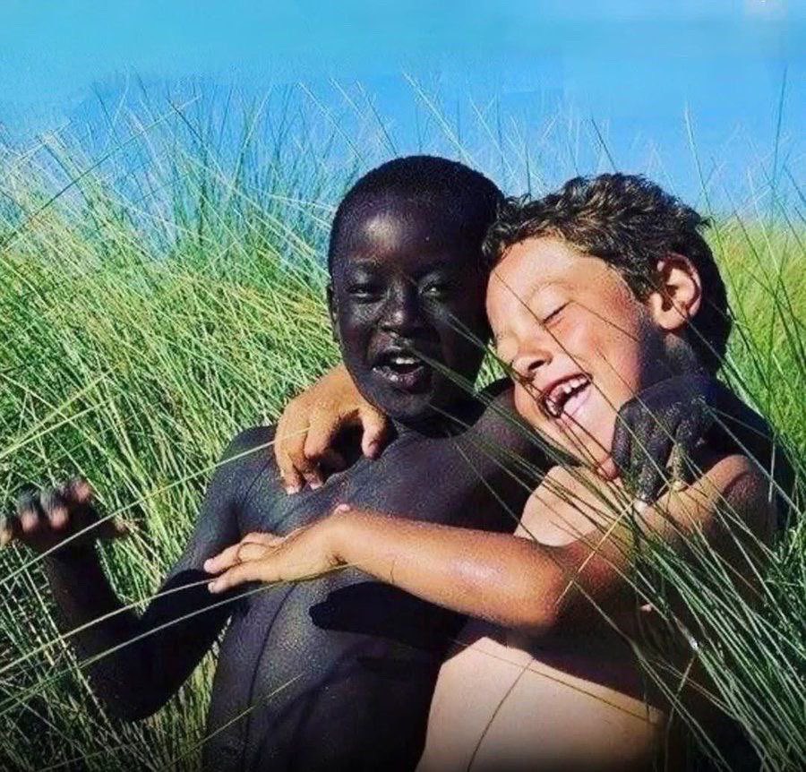Charlieshowtv's tweet photo. Do you agree that skin color doesn’t matter?

Yes or No https://t.co/qhJzjE9K3Y