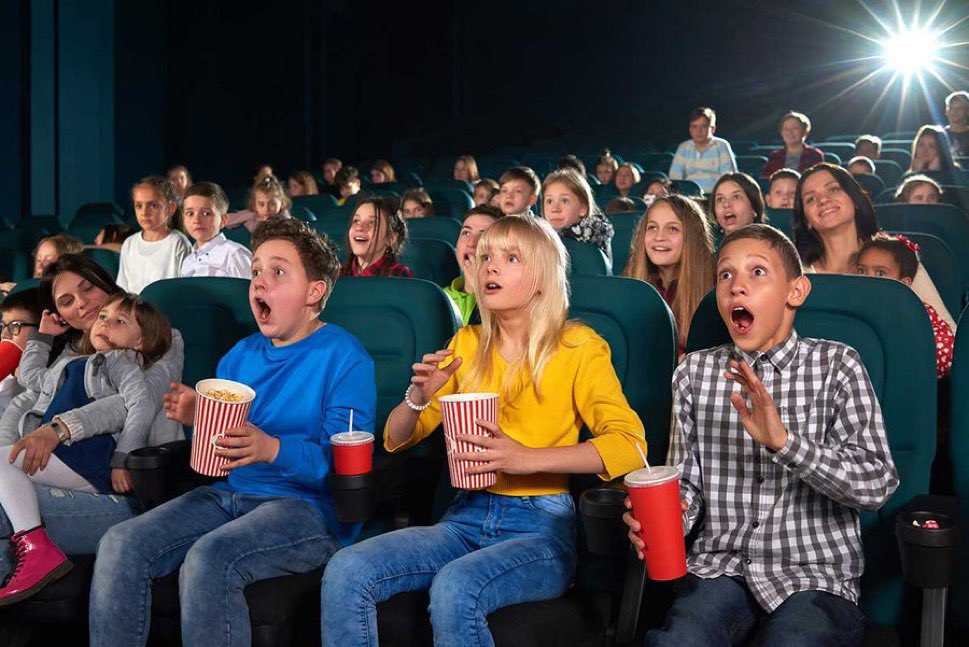 ha9___tt0's tweet photo. 18禁の映画で映画泥棒のとこから18禁仕様だった https://t.co/RBh4qWATzz