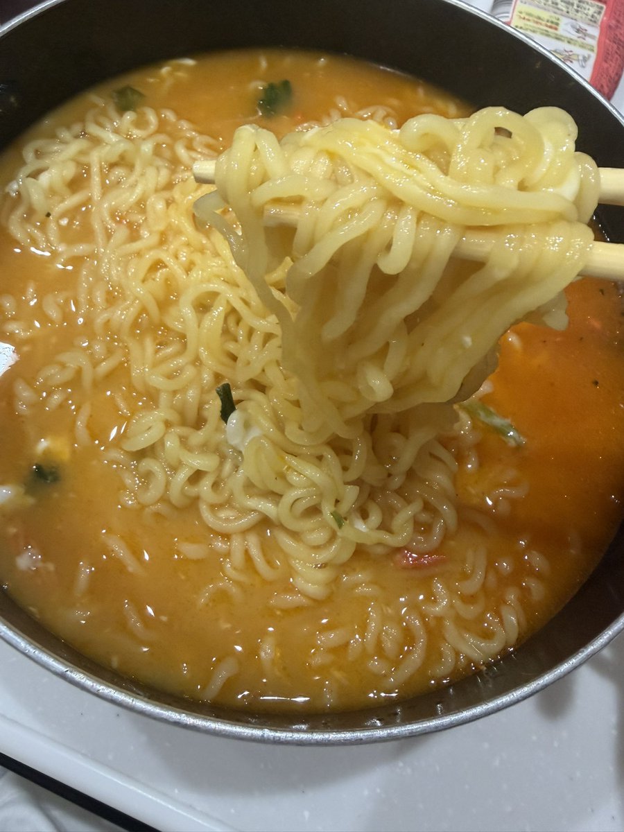 y_042o9's tweet photo. 米5キロ1週間も持たん https://t.co/f3JhMa5xYM
