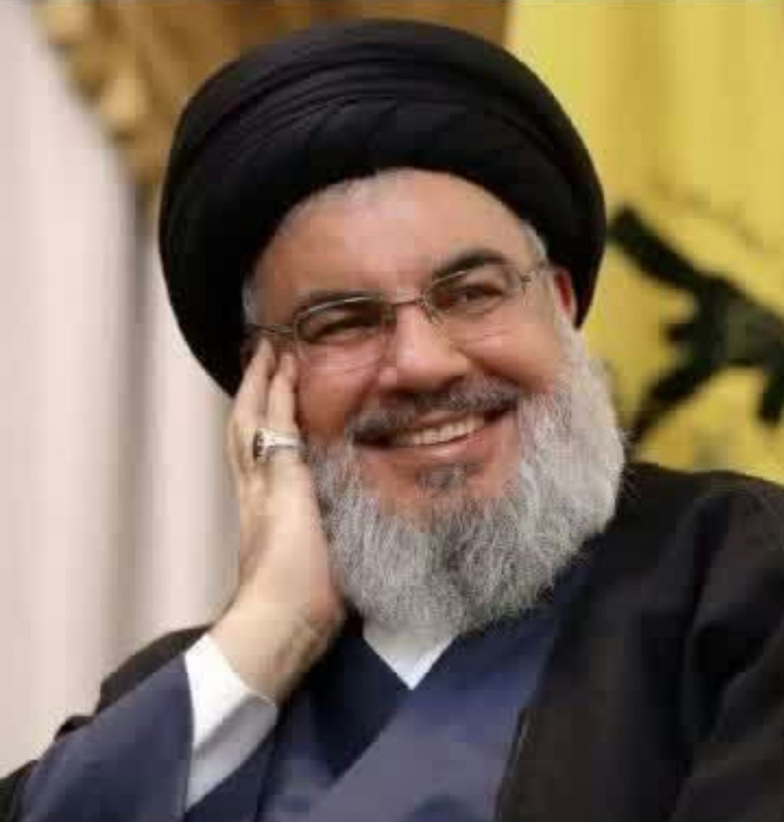 fzh020655837447's tweet photo. نام‌ها در تاریخ باقی می‌مانند، اما آنچه اهمیت دارد فهم دقیق دوره‌ای است که آن نام در آن شکل گرفته است.
#سید_مقاومت https://t.co/vTv2X4k2oG