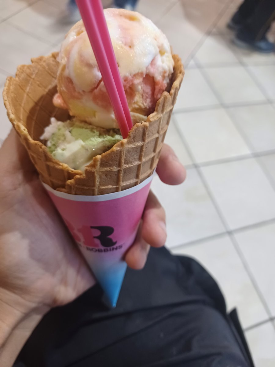 mituodesuga's tweet photo. みんなも健康に気を付けてダイエット頑張るやで😊 https://t.co/JK0jT4cTl8