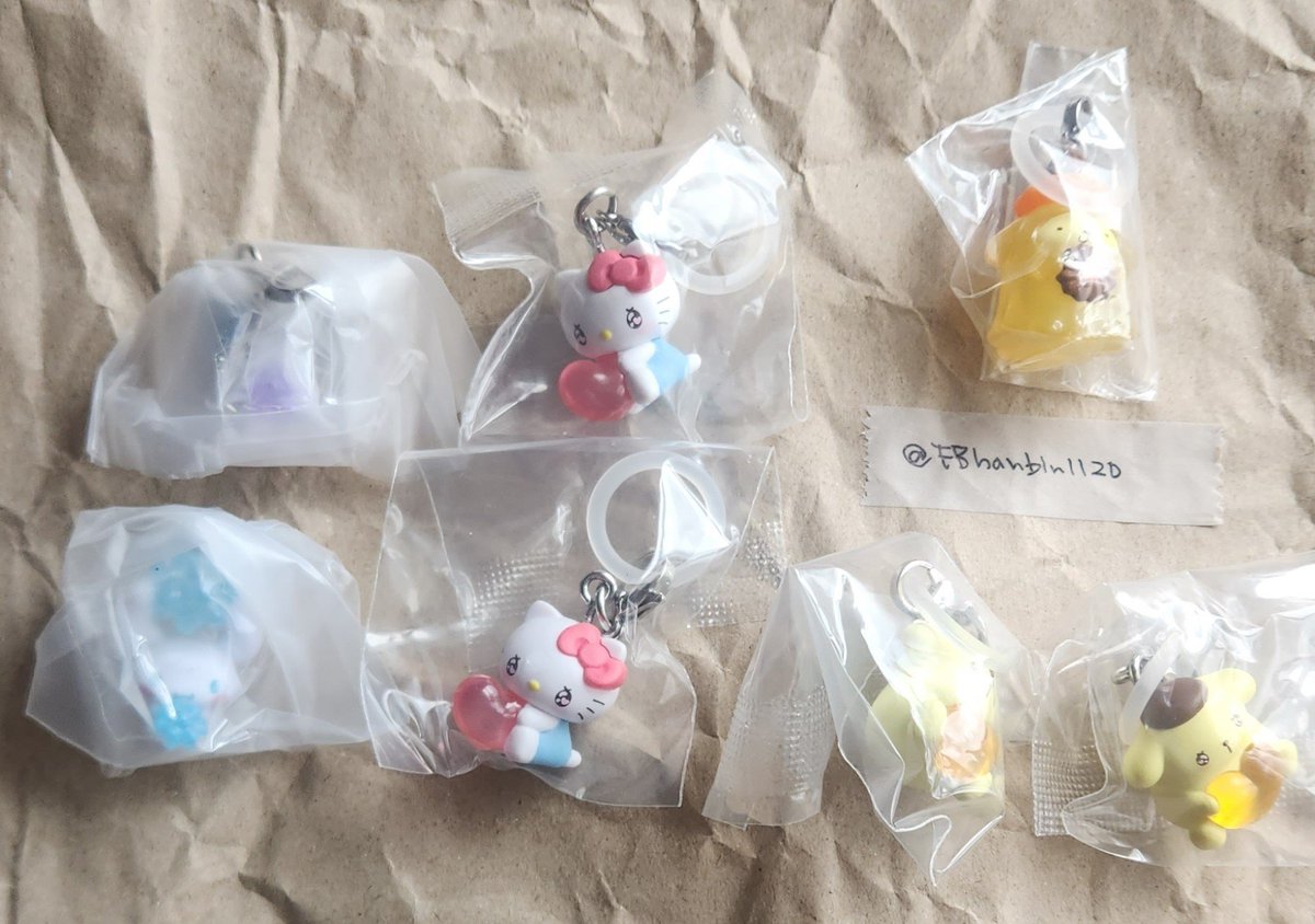 FBhanbin1120's tweet photo. サンリオ トイストーリー クレヨンしんちゃん たまごっち がんこちゃん お文具といっしょ エモきゅん ハロウィン 交換 買取

譲 画像1~4枚目
求 サンリオ系めじるし(エモきゅん前弾 ハロウィンマイメロ ラテクマなど ご提示ください)

買取は3点以上から(画像3,4枚目からも含めて購入優先)

郵送にて https://t.co/qK2xqA7vhz