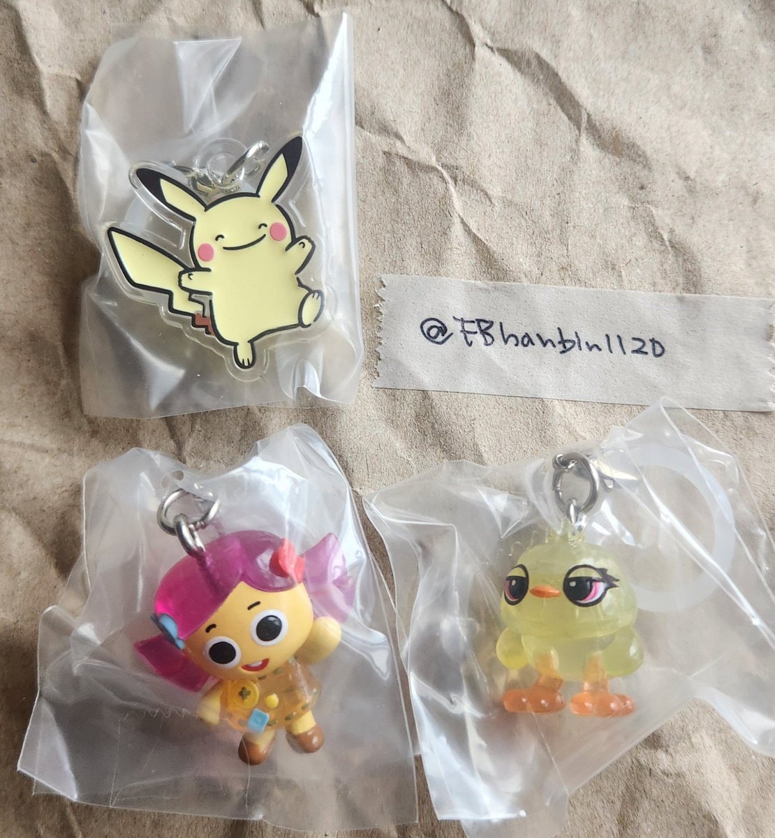 FBhanbin1120's tweet photo. サンリオ トイストーリー クレヨンしんちゃん たまごっち がんこちゃん お文具といっしょ エモきゅん ハロウィン 交換 買取

譲 画像1~4枚目
求 サンリオ系めじるし(エモきゅん前弾 ハロウィンマイメロ ラテクマなど ご提示ください)

買取は3点以上から(画像3,4枚目からも含めて購入優先)

郵送にて https://t.co/qK2xqA7vhz