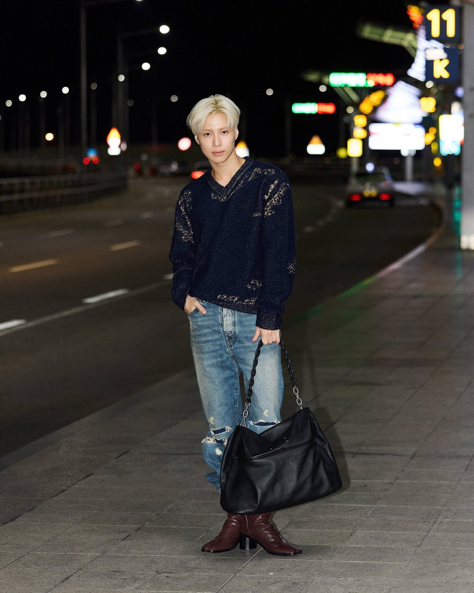 odorkobol's tweet photo. This photo is stunning! 🤩 

#TAEMIN_ParisFashionWeek
#TAEMIN_Maison_Margiela https://t.co/rt39WOI4Ul