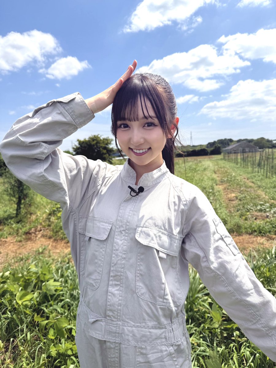kanon_KLM1003's tweet photo. テレビ東京 新番組『#KAWAIIFARM 』
がスタートします！！✨
 
音井結衣さん庄司なぎささんと一緒にさつまいもの苗の植え付けして来たよー！🍠
大好きなさつまいものこと農家さんから沢山学べてうれしかった♡

初回放送は10/13(火) 深夜2時35分〜3時5分です❕
みんなぜひ見てね🍠
#カワラボメイツ #横山かのん