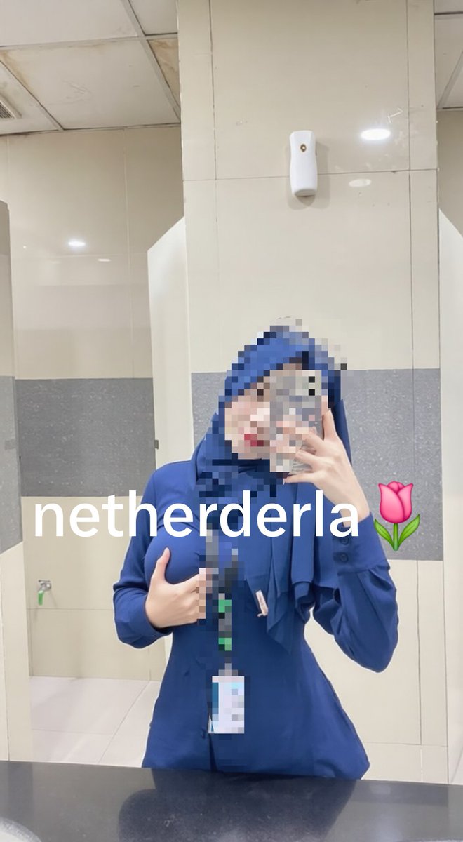 nethhederla's tweet photo. plisee ihh aku hapus all postingan , ganti usn cuma gegara ada orang kantor yang tau aku sebinall iniii , tapi before semua aku dalate aku di kantor malah kesangeann , yaudah ke kamar mandi buat ngeremesin tt gue biar aga lega deh dikit dari pd sange brutalll🥹 https://t.co/1WVOa8Q7LS