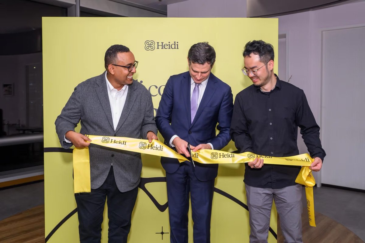 Austrade's tweet photo. Less admin, more care. Aussie healthtech @tryheidi's AI Care Partner takes care of paperwork so clinicians can focus on patient care. 👩🏼‍⚕️👨🏼‍⚕️ In Hong Kong, Heidi has signed agreements with major healthcare providers and training institutions. 

Read more: https://t.co/0xLDWWt5fA https://t.co/PbYQ0vFGp2