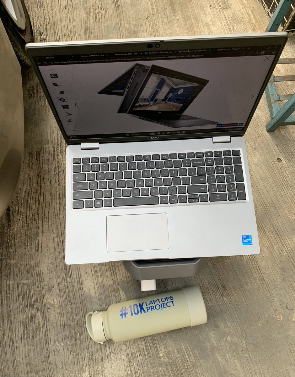 Val_Gadget's tweet photo. Twitter is really kind to some people 😭😭😭

Make una help me sell my 20 laptops

I’ll give out 1 https://t.co/ZUFvw9DOXN